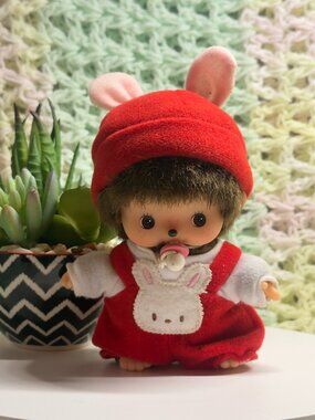 Sekiguchi Bebichhichi Monchhichi Baby Bunny Rabbit Pacifier Red Costume Doll 5"
